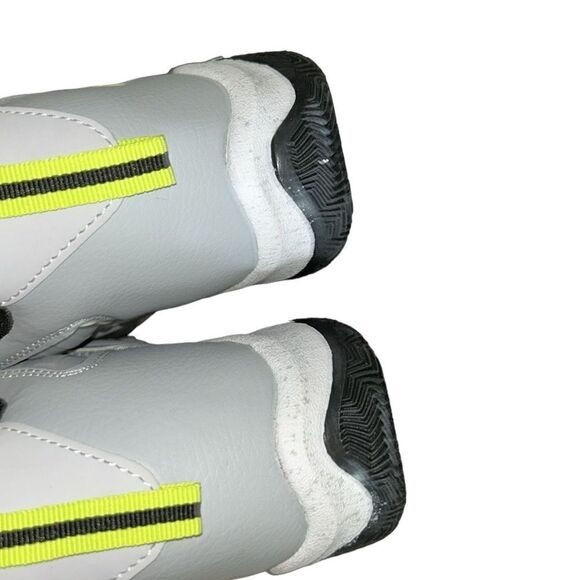 And1 Boys Gray Hightop Sneakers(Size 6) - Picture 5 of 7